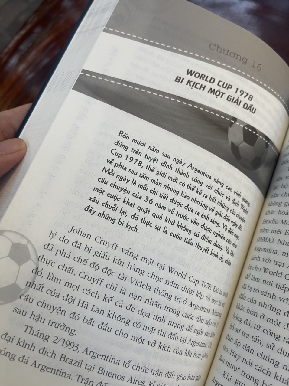 BÓNG ĐÁ – WORLD CUP – NHỮNG GÓC KHUẤT – Lê Thành Trung – Nxb Dân Trí – bìa mềm