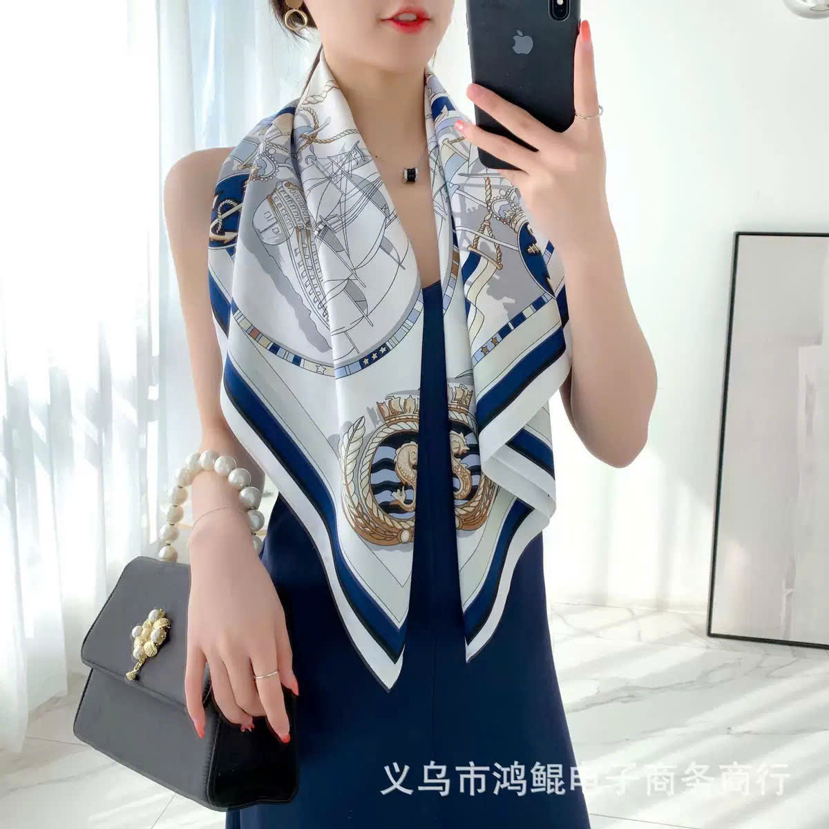 KHĂN QUÀNG CỔ KHĂN CHOÀNG LỤA VUÔNG LỚN CAO CẤP ĐA NĂNG SANG TRỌNG THANH LỊCH