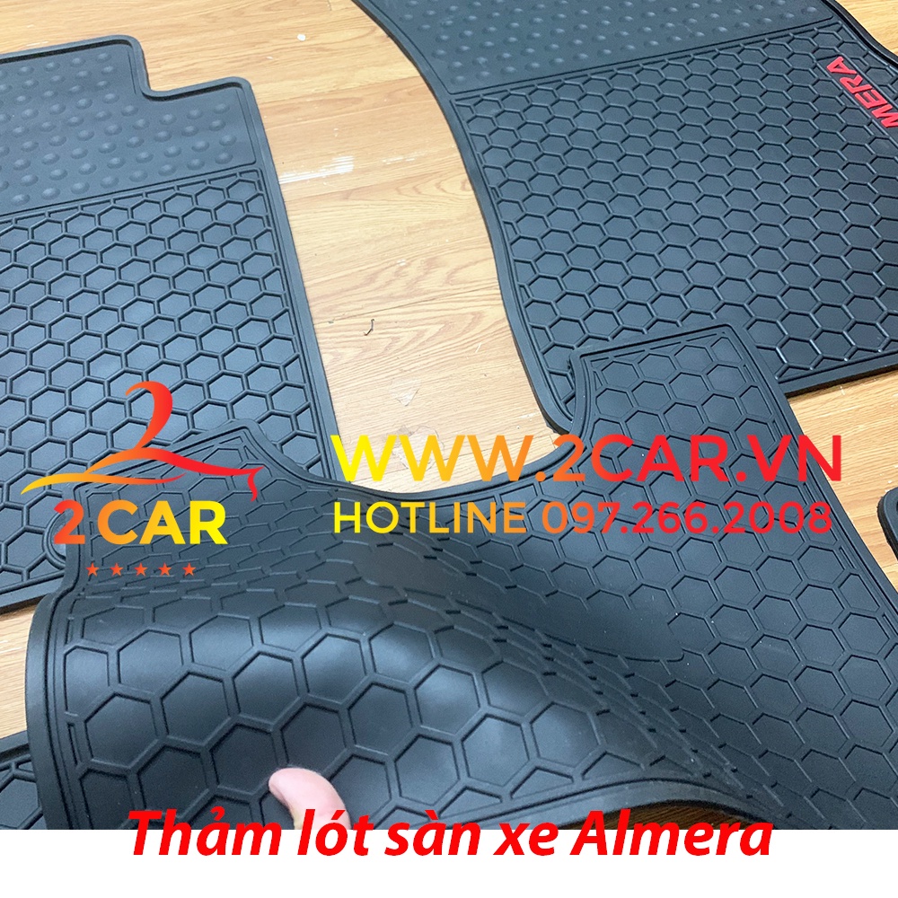 Thảm lót sàn cao su xe Nissan Almera 2021 2022 loại đúc dày không mùi - Chữ đỏ