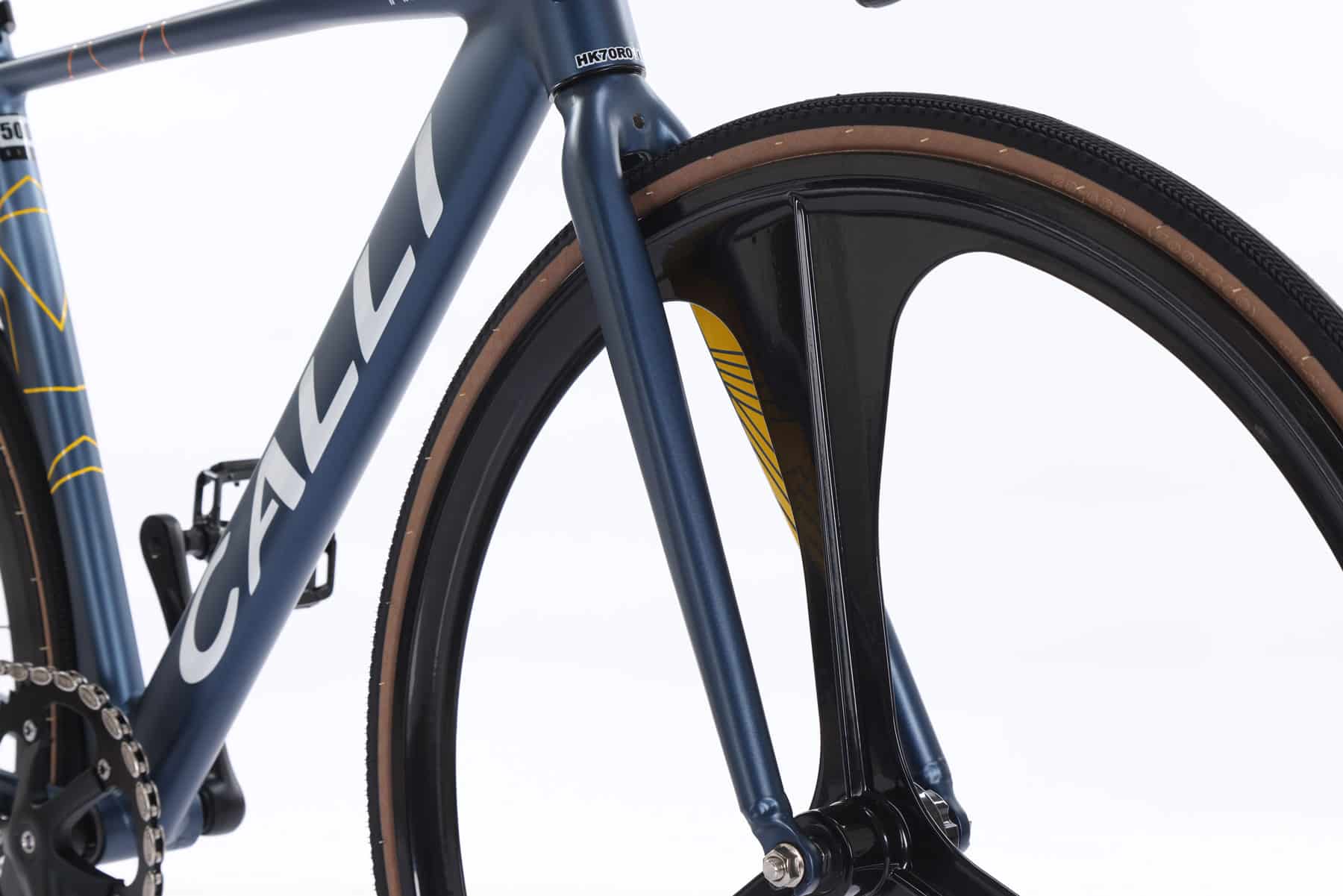 Xe đạp Fixed Gear CALLI R2.0FX Khung nhôm không mối hàn