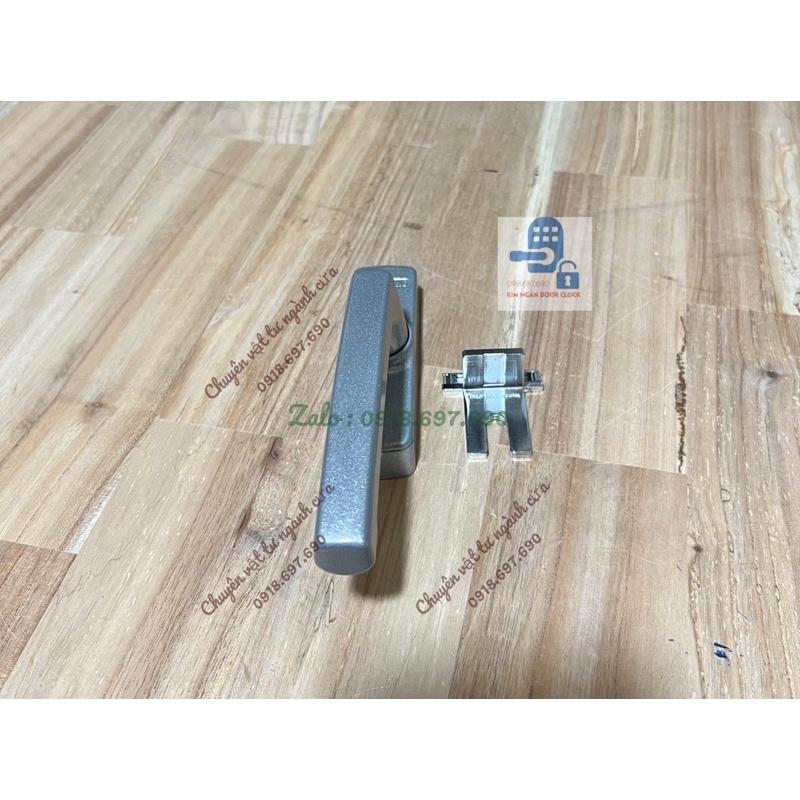 Tay nắm khoá cửa sổ đa điểm cửa xingfa Huy hoàng màu bạc