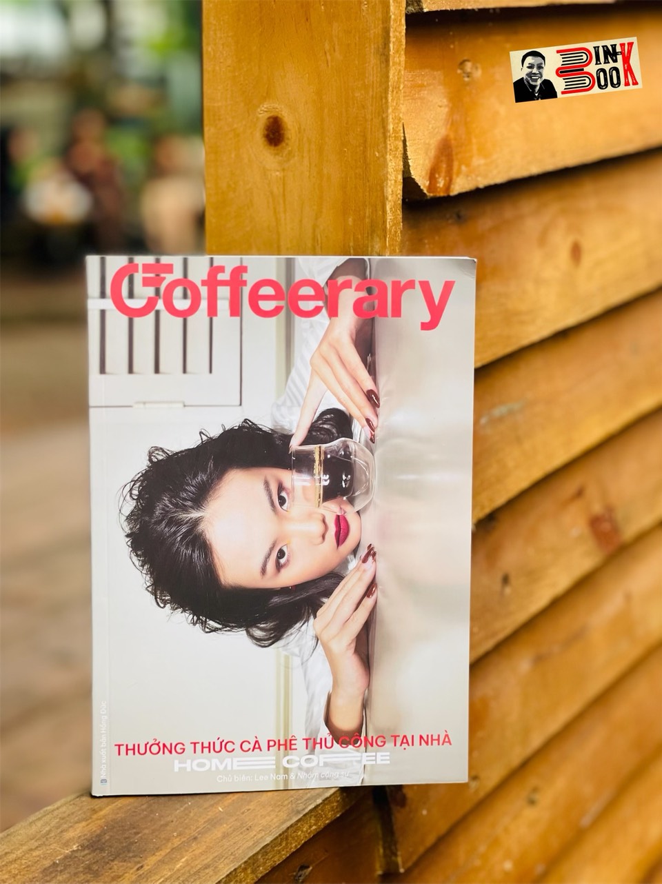 (In màu toàn bộ, phát hành hàng quý) COFFEERARY - THƯỞNG THỨC CÀ PHÊ THỦ CÔNG TẠI NHÀ - Bella Nota - NXB Hồng Đức