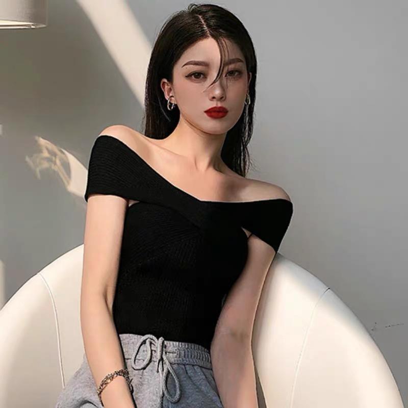 MS1083 Áo len kiểu nữ, áo yếm, áo trễ vai len tăm
