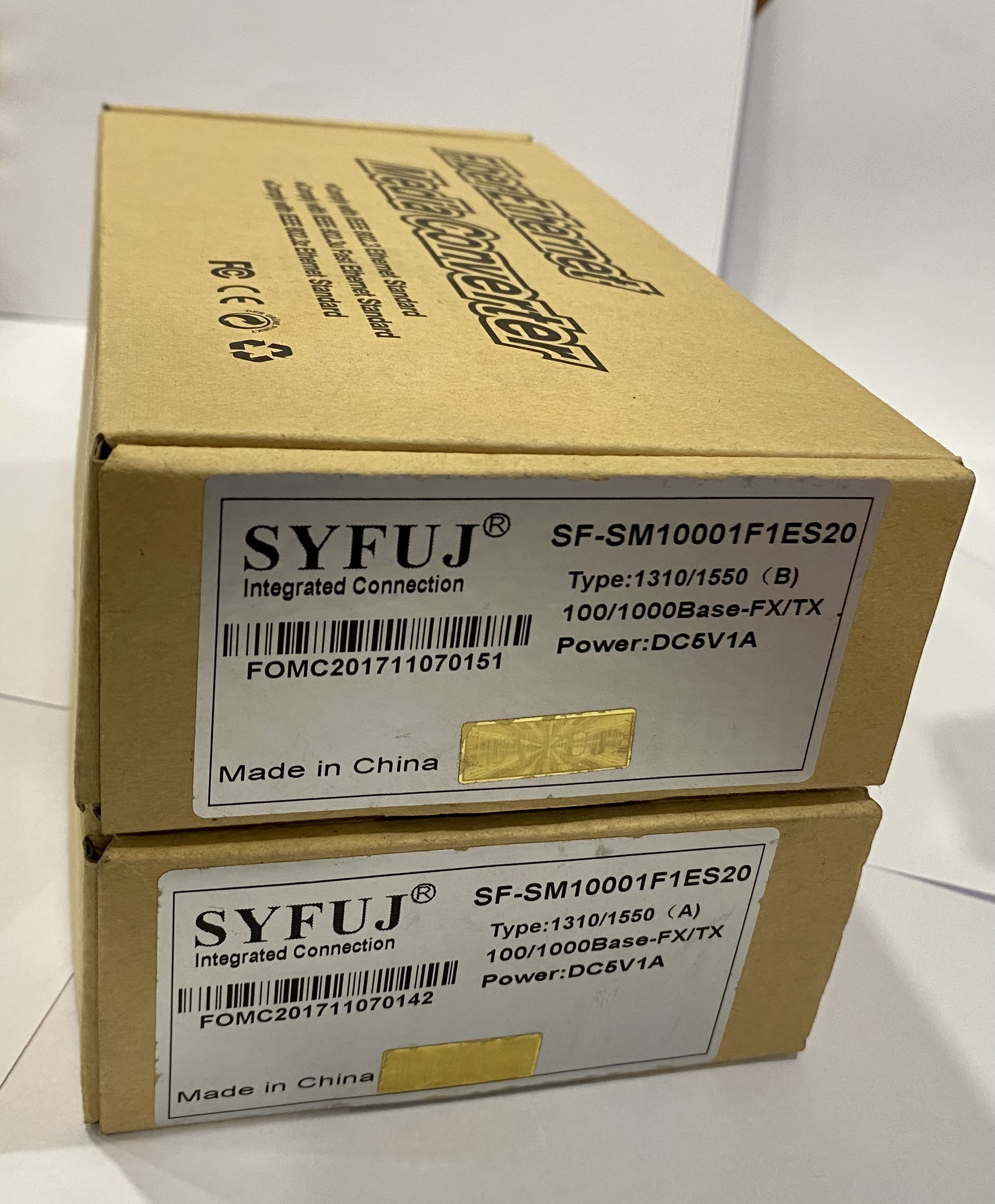Bộ chuyển đổi quang điện SYFUJ SF-SM1001F1ED20 10/100Mbps Single Mode, Duplex SC 20km - Sản phẩm nhập khẩu chính hãng