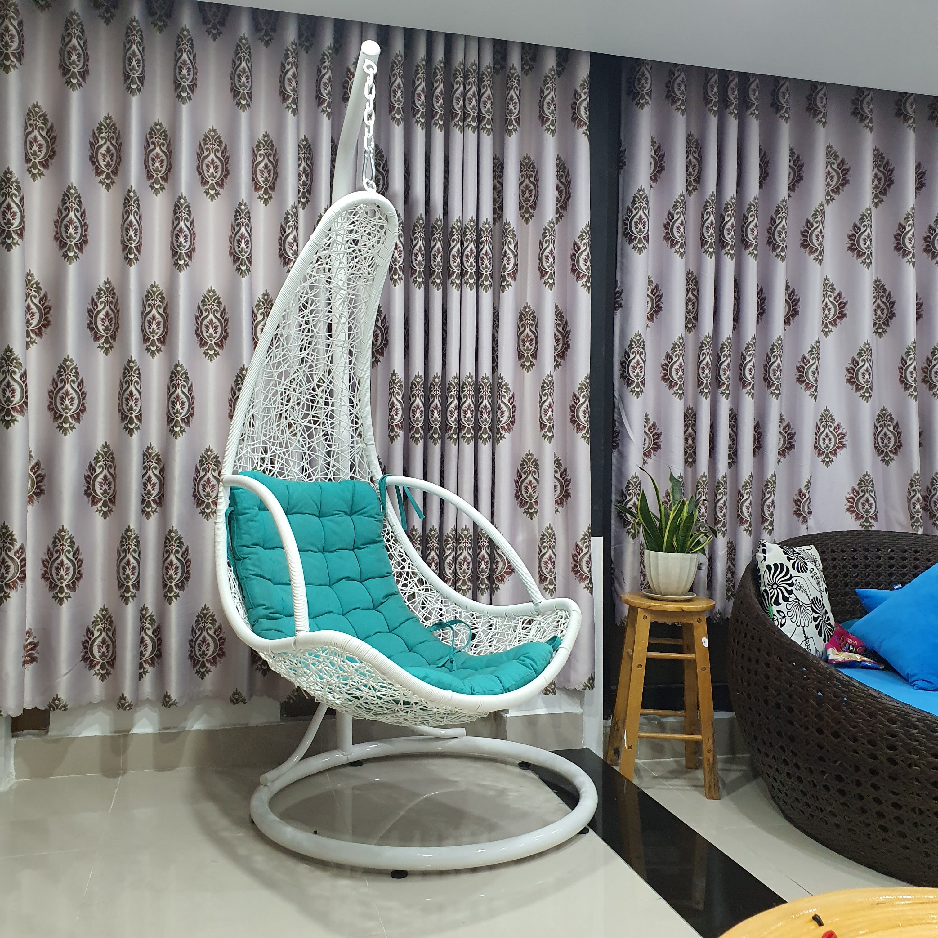 Xích đu trăng lưỡi liềm - NAVICOM