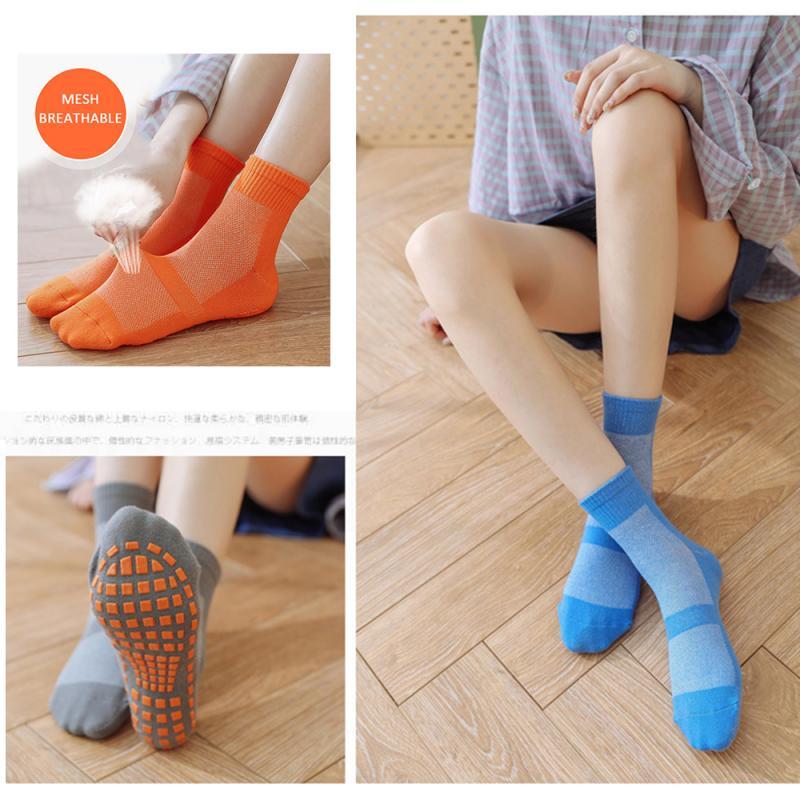 Thời trang ấm áp yoga vớ silicon không trượt tất Color: black Size: kid 5 to12 years old