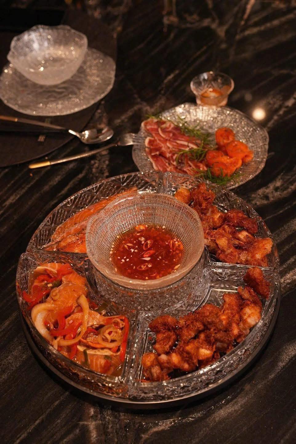 Khay Pha Lê Tròn Chia Ngăn King Crystal Hàng chính hãng