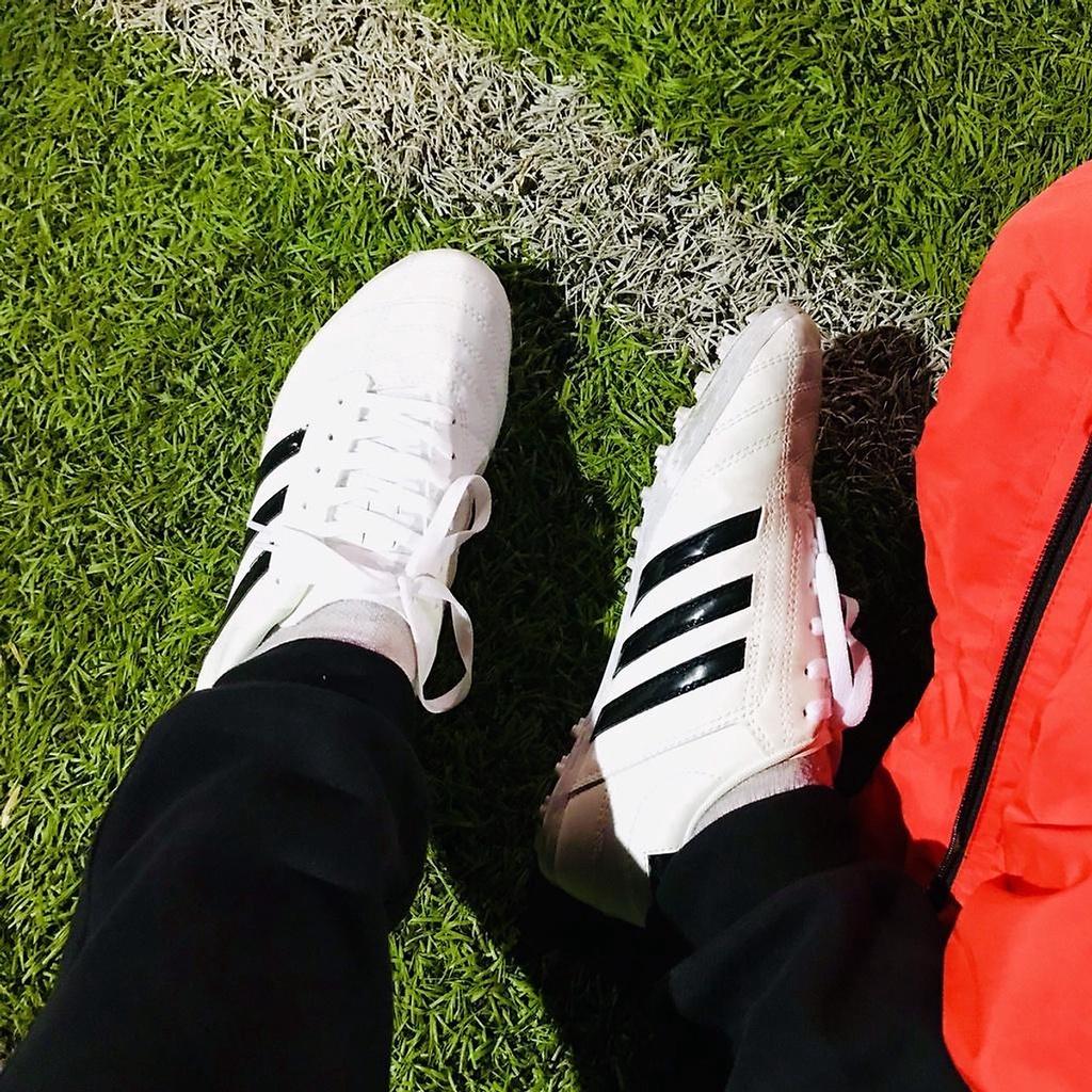 Giày WK 3 sọc trắng giày bóng đá thể thao - 41