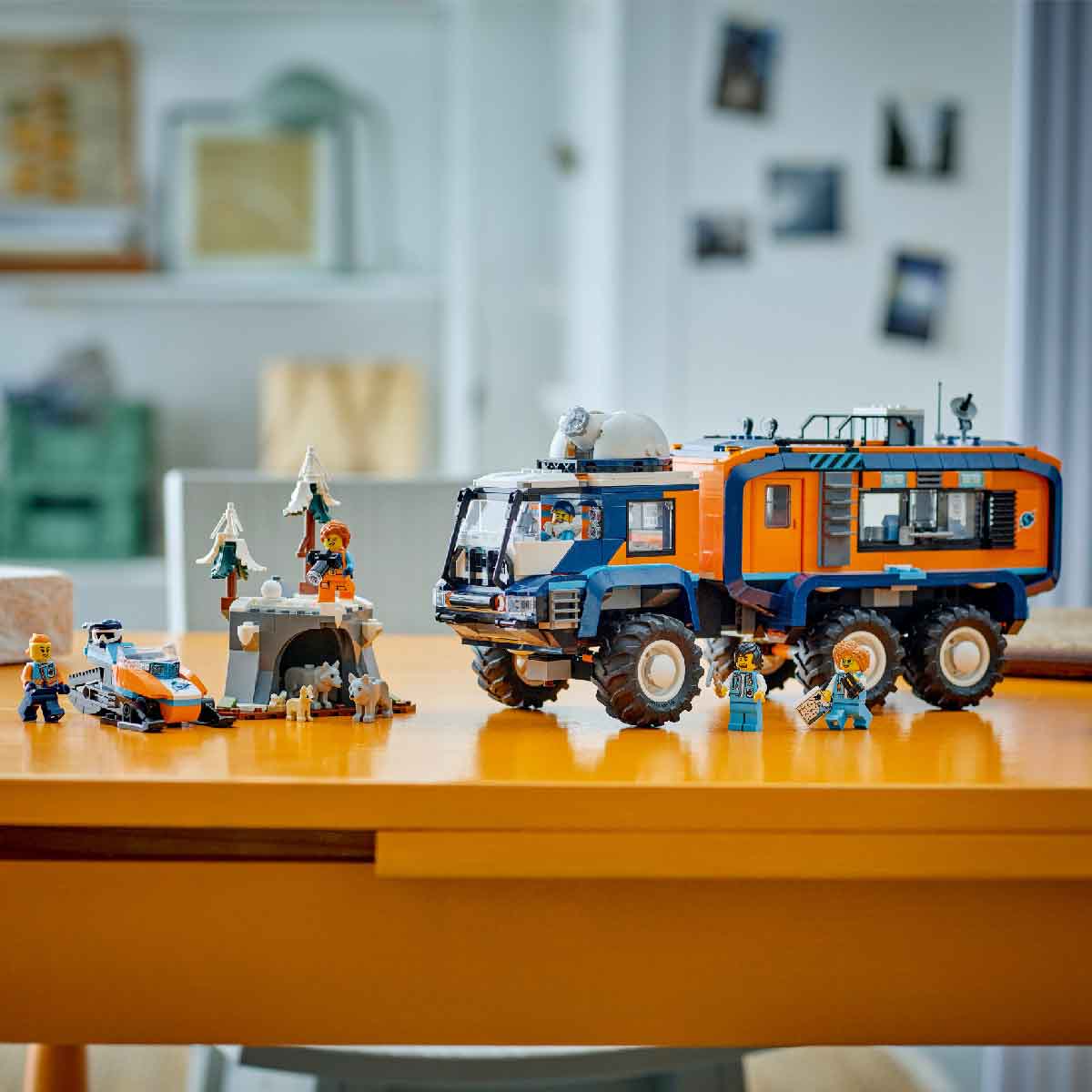 LEGO CITY 60471 Đồ Chơi Lắp Ráp Xe Thí Nghiệm Khám Phá Bắc Cực (1064 chi tiết)