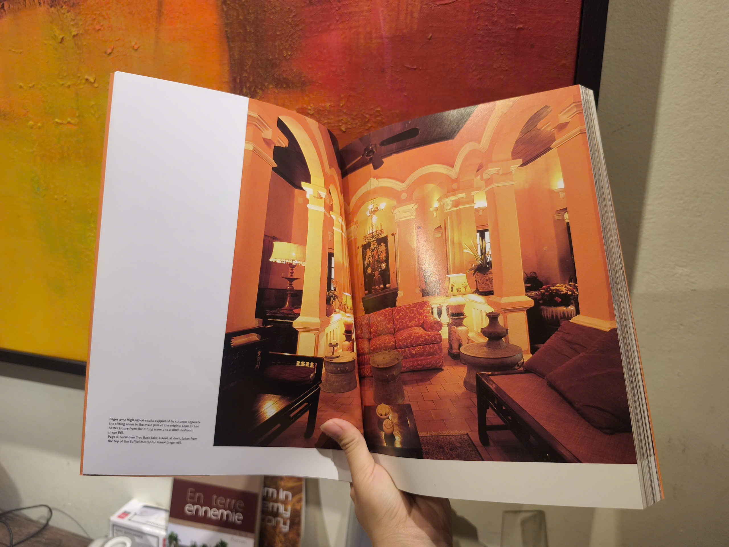 Sách - Vietnam Style by Luca Invernizzi Tettoni - With over 220 striking photographs and insightful commentary