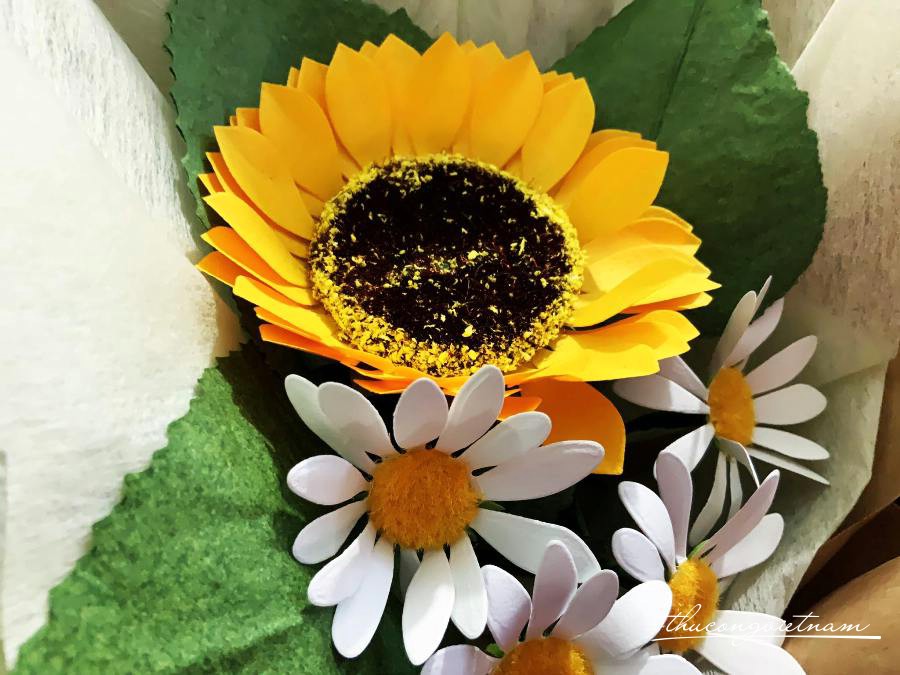 Bó hoa hướng dương giấy