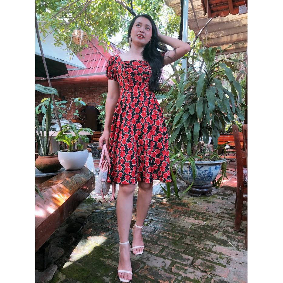 Đầm xòe nhún ngực họa tiết hoa