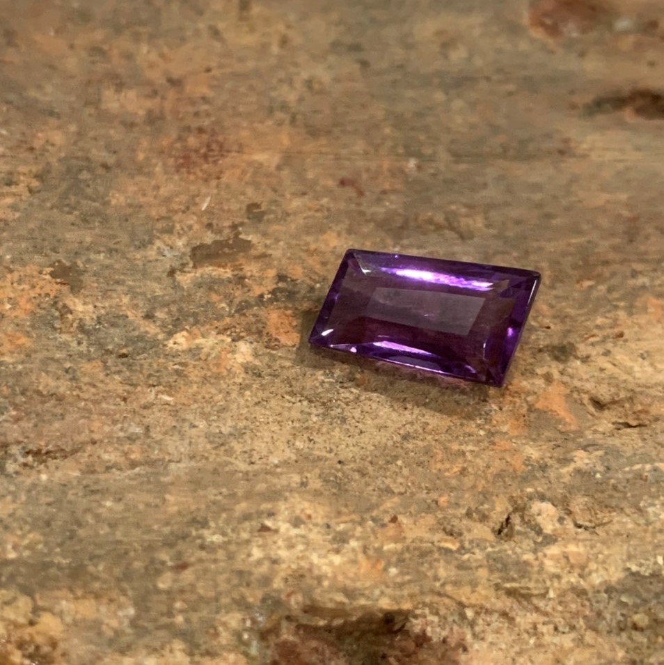 Viên đá thạch anh tím (Amethyst) thiên nhiên_HA-G000523