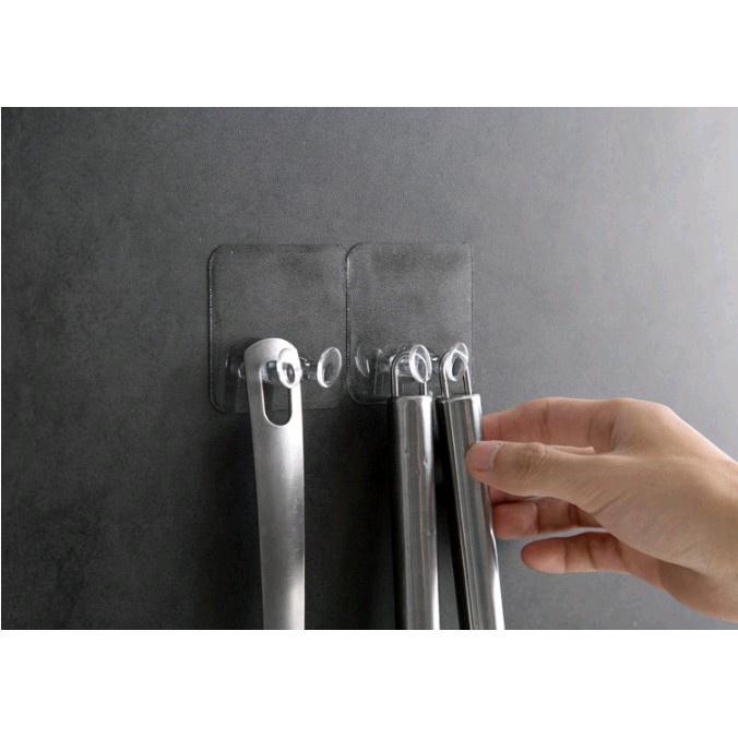 Miếng Dán Tường Treo Phích Cắm Đa Chức Năng 88092 THẾ GIỚI TIỆN ÍCH
