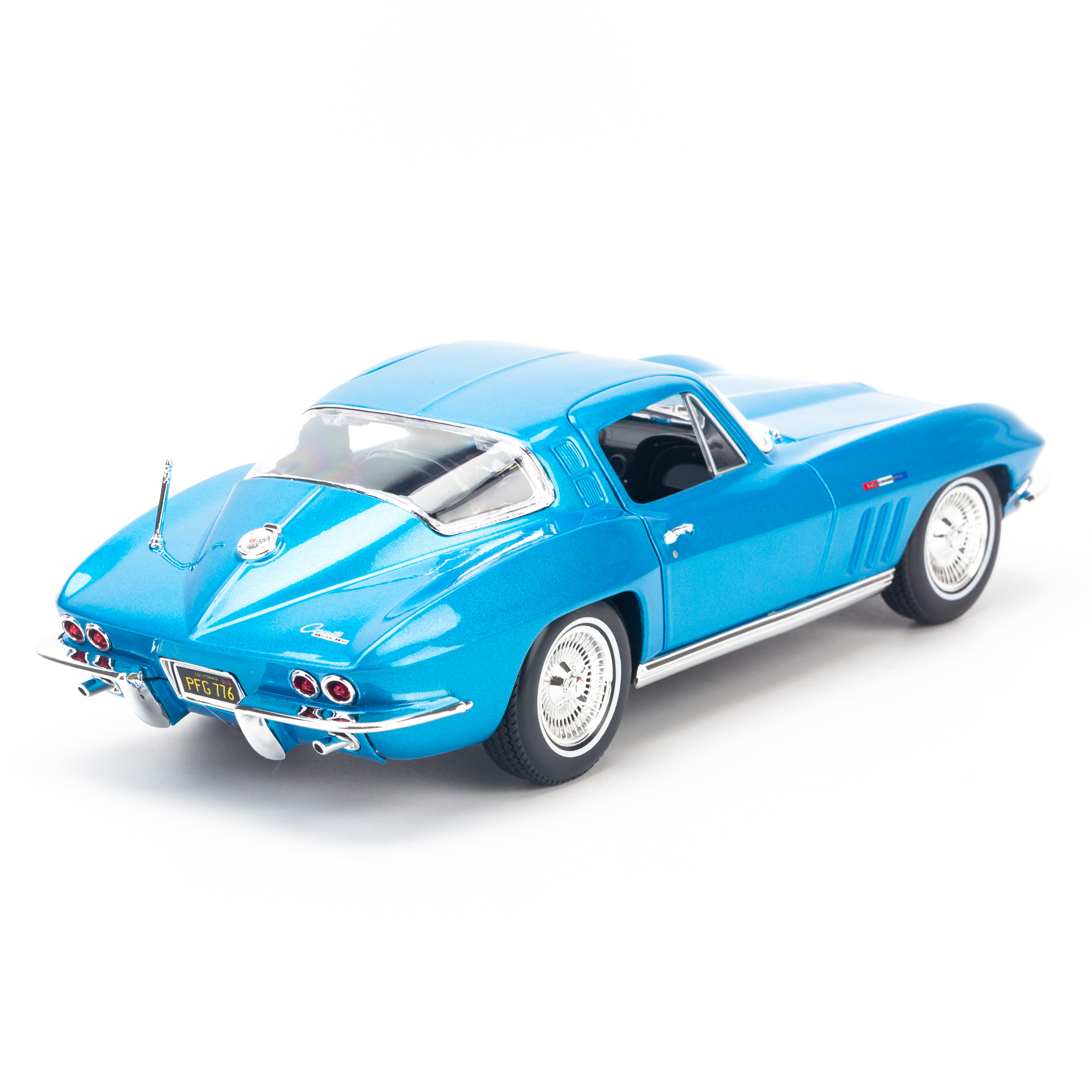 Mô hình xe Chevrolet Corvette 1965 1:18 Maisto - 31640