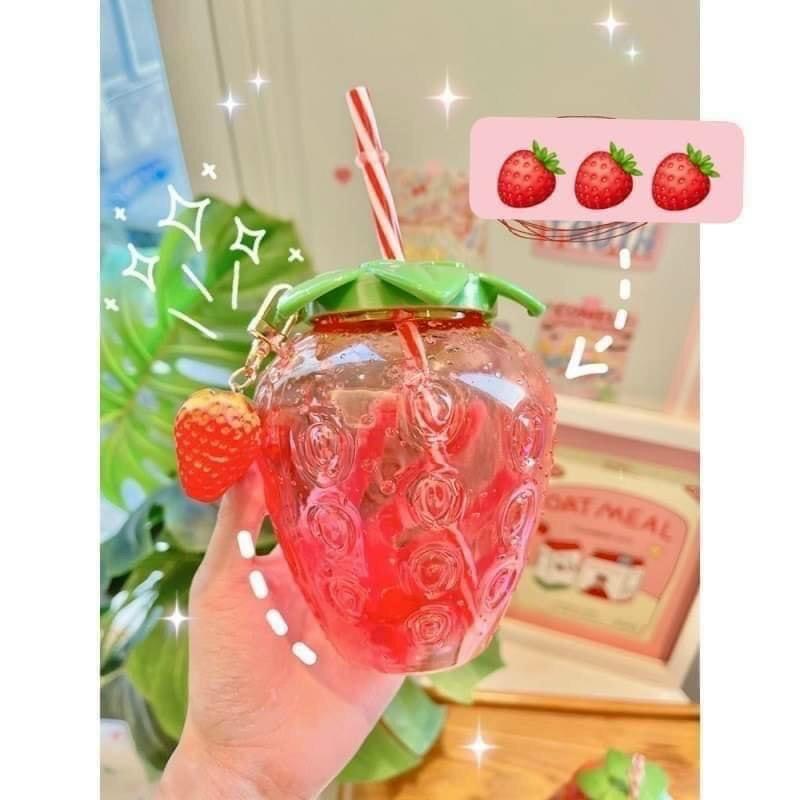 Cốc nước hình quả dâu tây kute PK