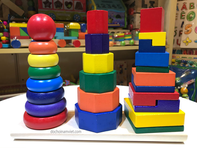 Xếp chồng tháp 3 cọc đồ chơi gỗ Montessori thông minh