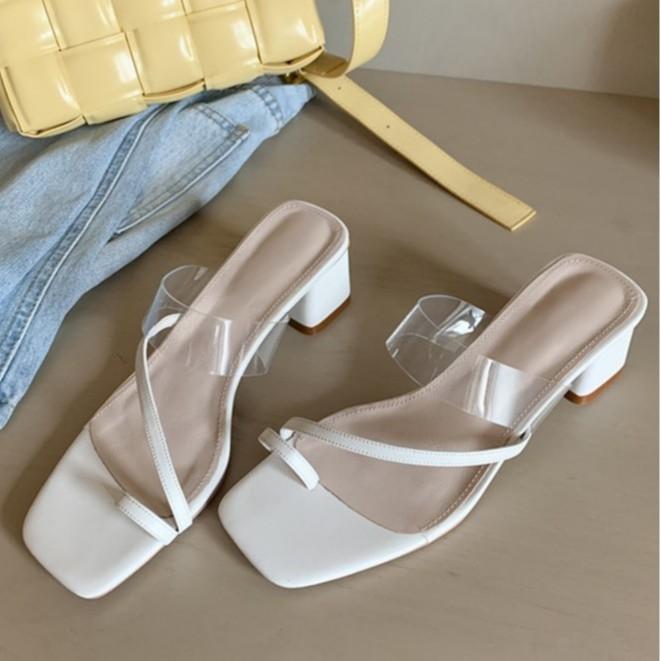 Dép cao gót mũi vuông xỏ ngón cao 5cm màu trắng size lớn 40 41 42 43 44