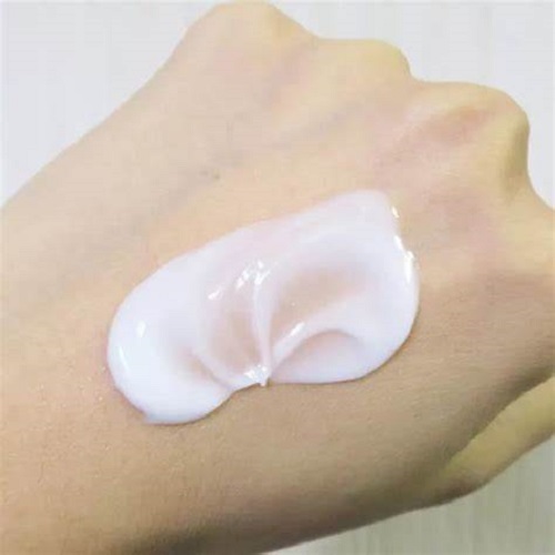 Kem Dưỡng Trắng Da Chiết Xuất Hạt Ý Dĩ Hatomugi Milky Cream - 30015