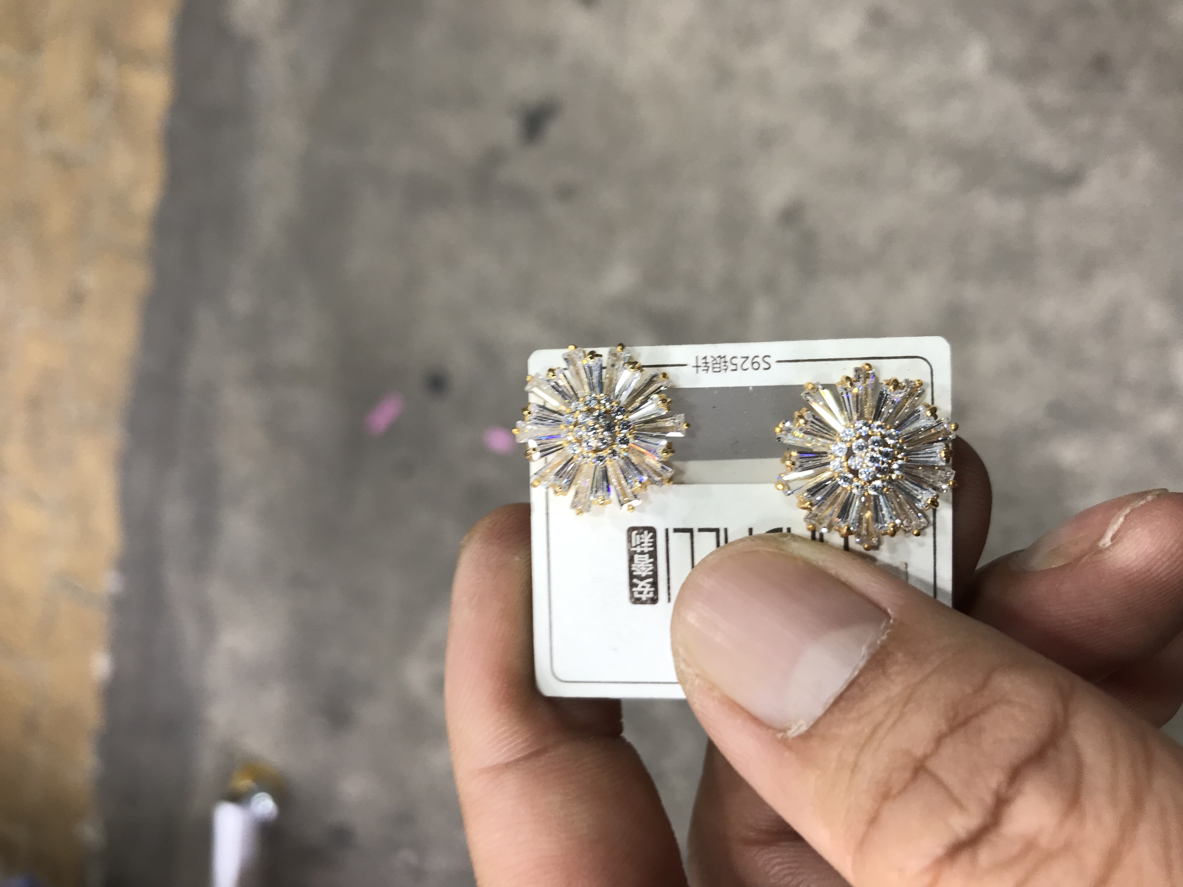 Bông tai mạ vàng hồng