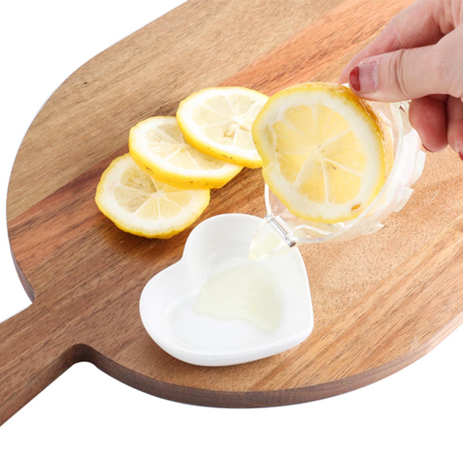 Small  Manual Juicer with Handle, Easy to Clean Practical Hand Press Tool Handheld Lemon  Professional for Oranges, Lemons, Household Bar