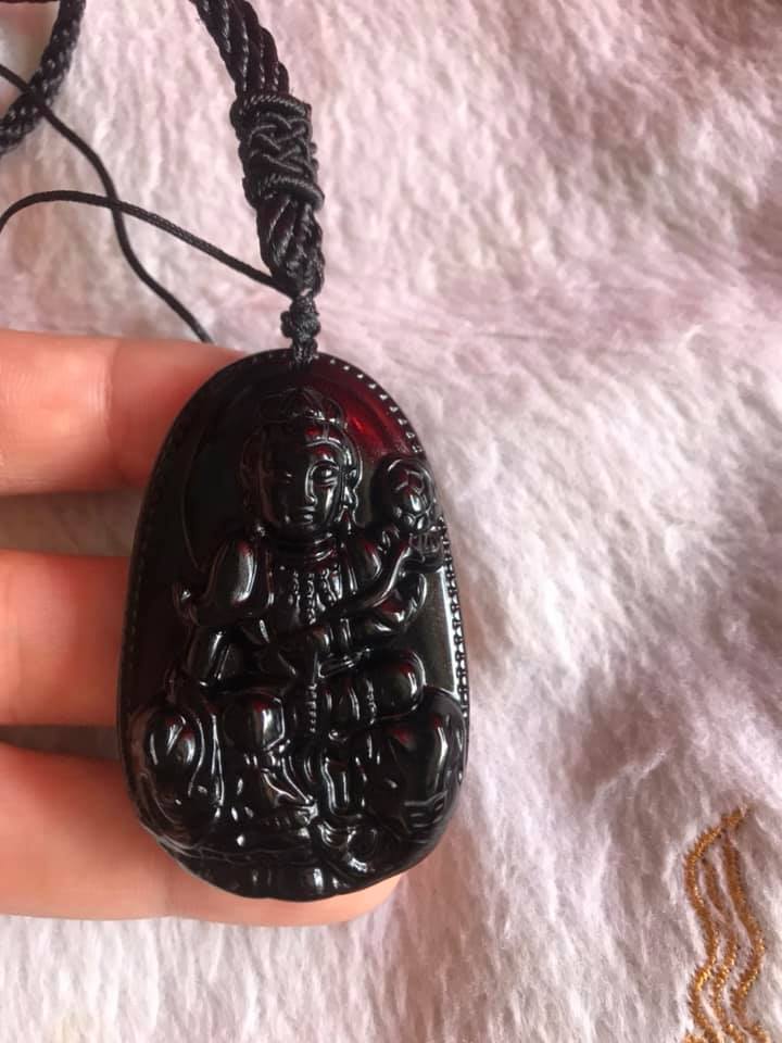 Mặt Phật Độ Mệnh PHỔ HIỀN TRÊN LƯNG VOI ĐÁ MÃ NÃO ĐEN CAO 52MM NGANG 33M NAM THÌN TỴ