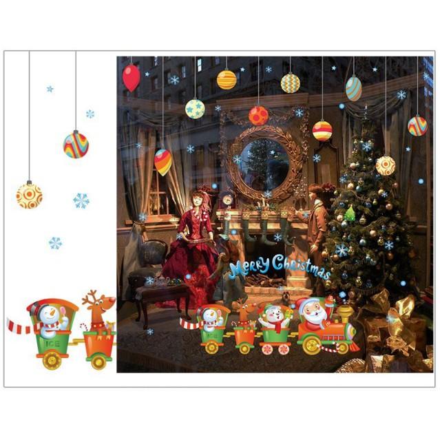 Decal trang trí tường Noel - Rèm châu sắc màu và đoàn tàu giáng sinh