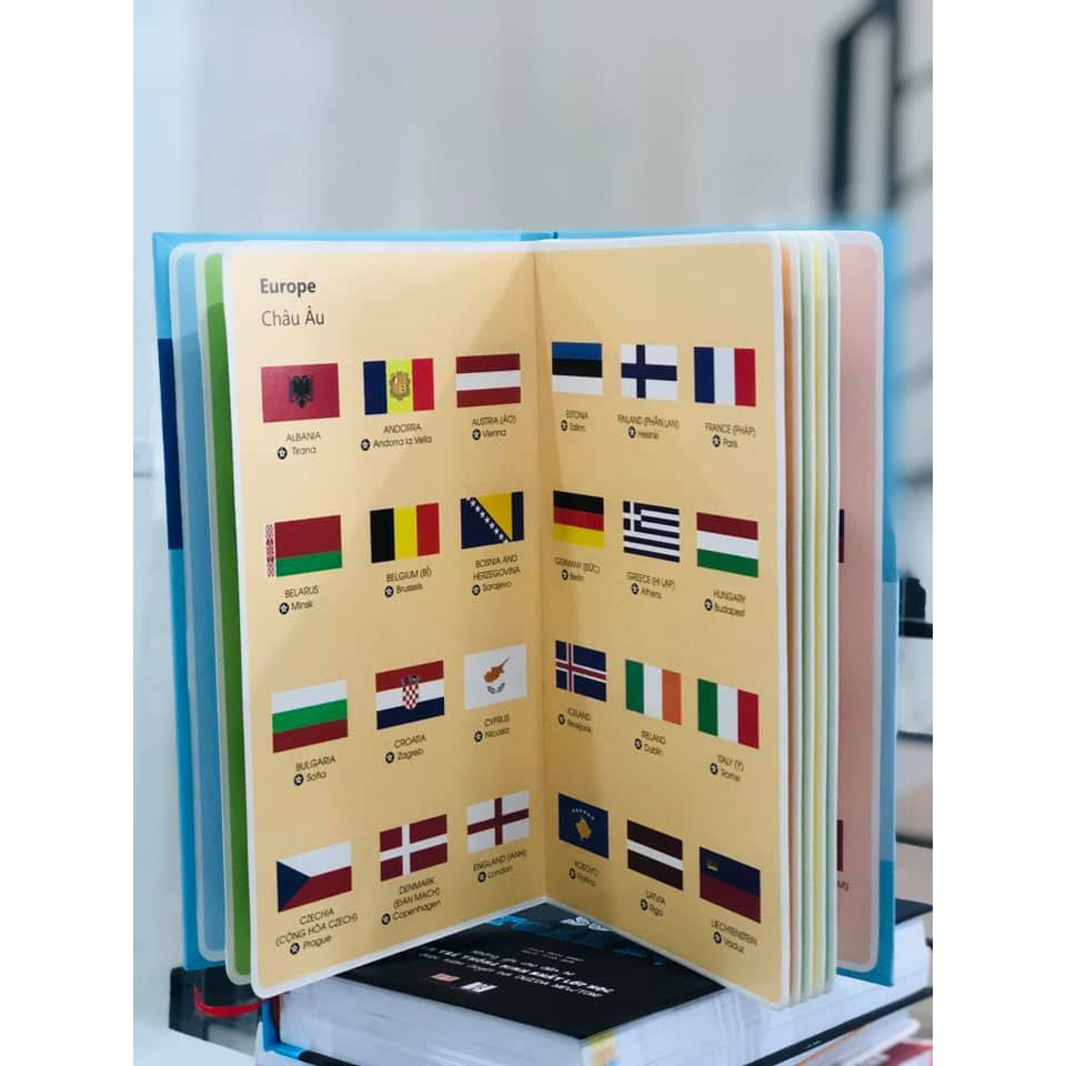 Sách: 198 Flags – 198 Quốc kỳ các nước