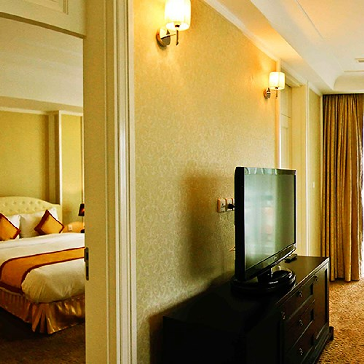 La Sapinette Hotel 4* Đà Lạt - Gồm Buffet Sáng Free, Khách Sạn Hàng Đầu Việt Nam Với Nhiều Ưu Đãi Hấp Dẫn, Gần Ngay Bến Xe Thành Bưởi Đà Lạt
