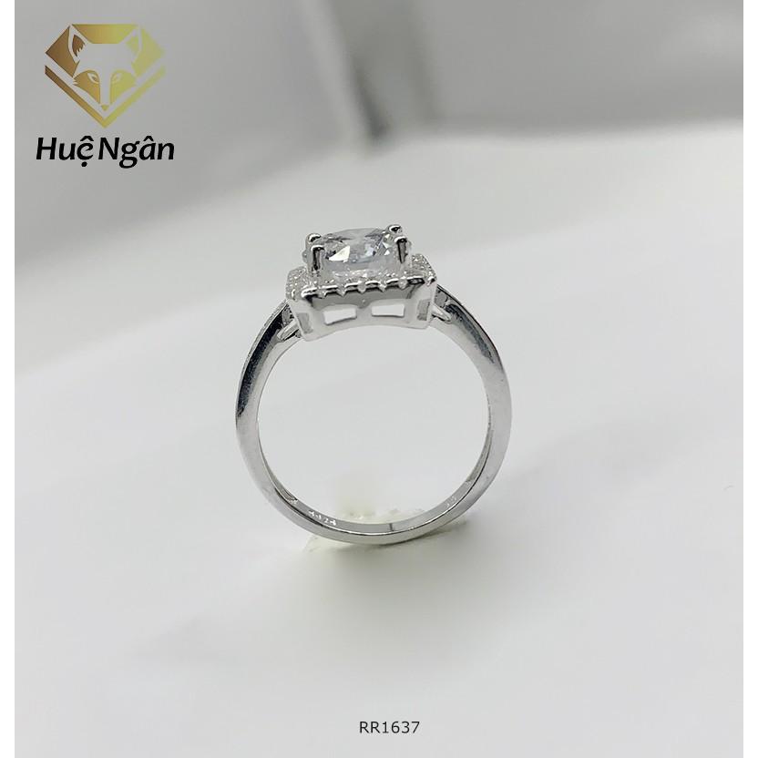 Nhẫn bạc 925 Huệ Ngân - 4 Chấu viền đá xinh 7 li RR1637