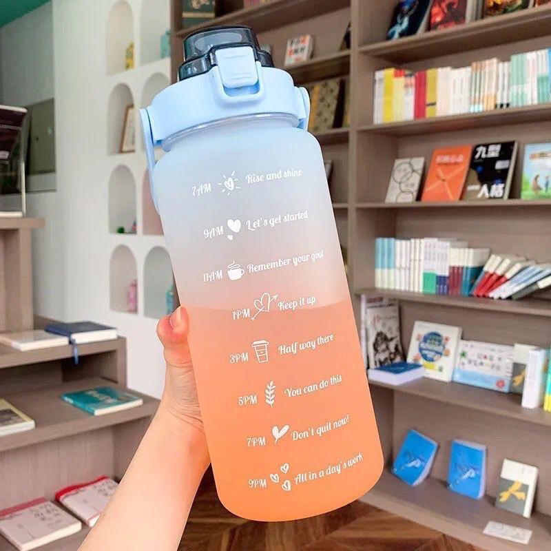 Bình Nước 2 Lít Dành Cho Người Lười Uống Nước,Bình Nước Cute 2L Siêu To Khổng Lồ Có ống Hút, Vạch Chia Nhắc Giờ