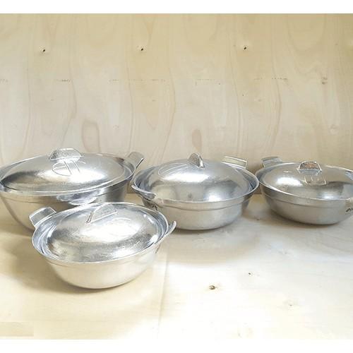 NIÊU THỐ GANG ĐÚC NGUYÊN KHỐI 15CM