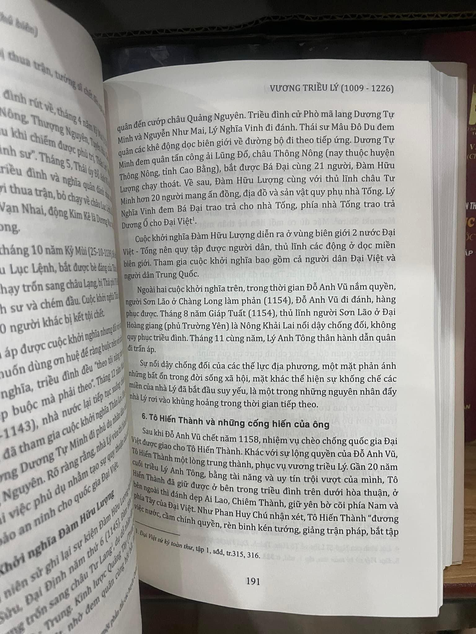 BỘ SÁCH “CÁC VƯƠNG TRIỀU TRÊN ĐẤT THĂNG LONG” (4 CUỐN). BẢN IN GIỚI HẠN BÌA CỨNG CÓ HỘP 