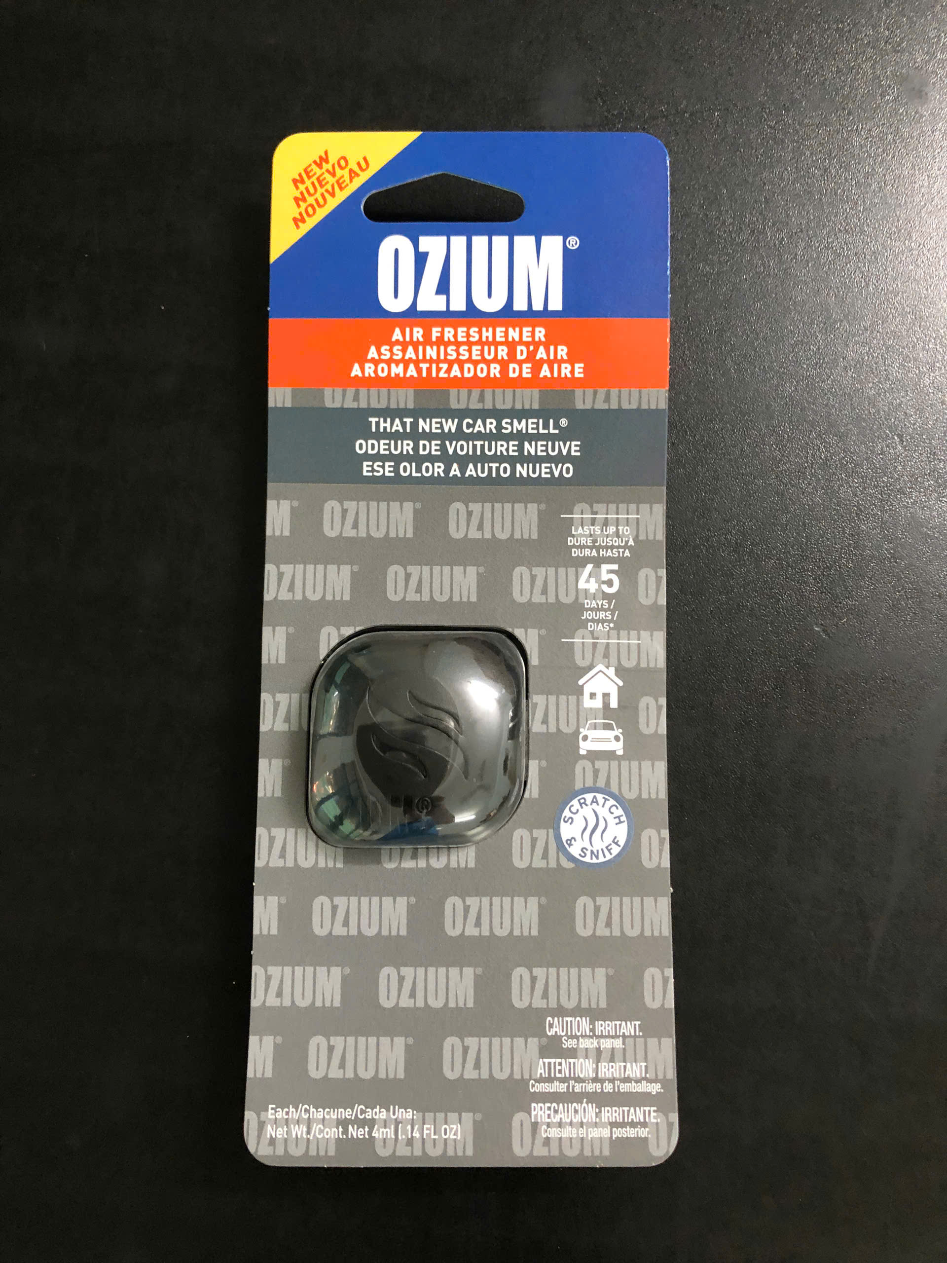 Nước hoa kẹp cửa gió điều hòa xe hơi, hiệu OZIUM, 4ml/cái