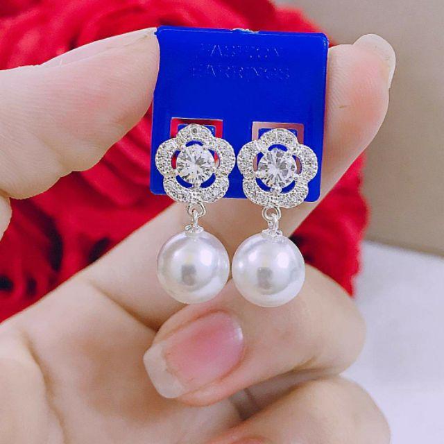Bông tai hoa bạc gắn trai