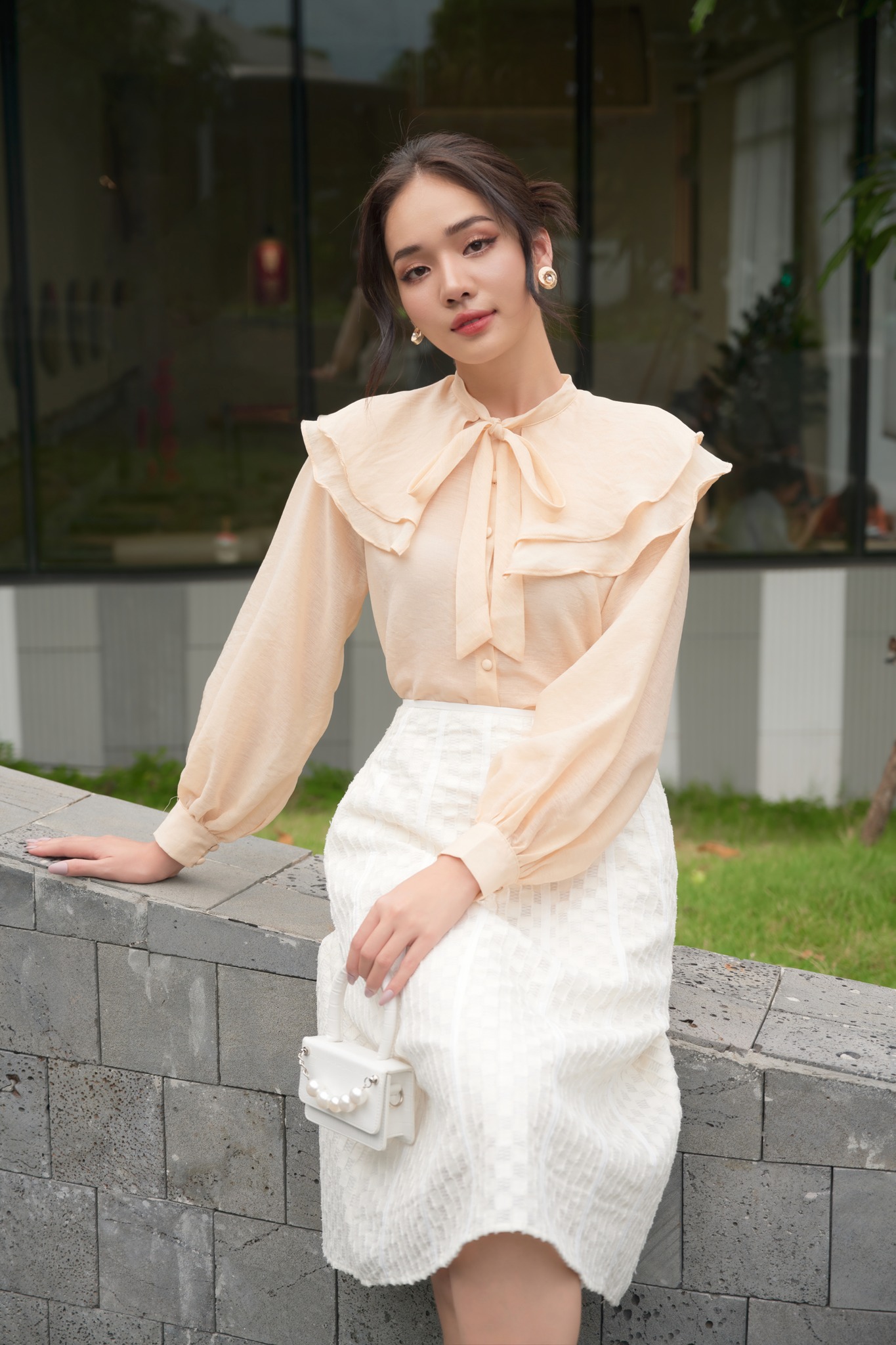 OLV - Áo Kaily Beige Top