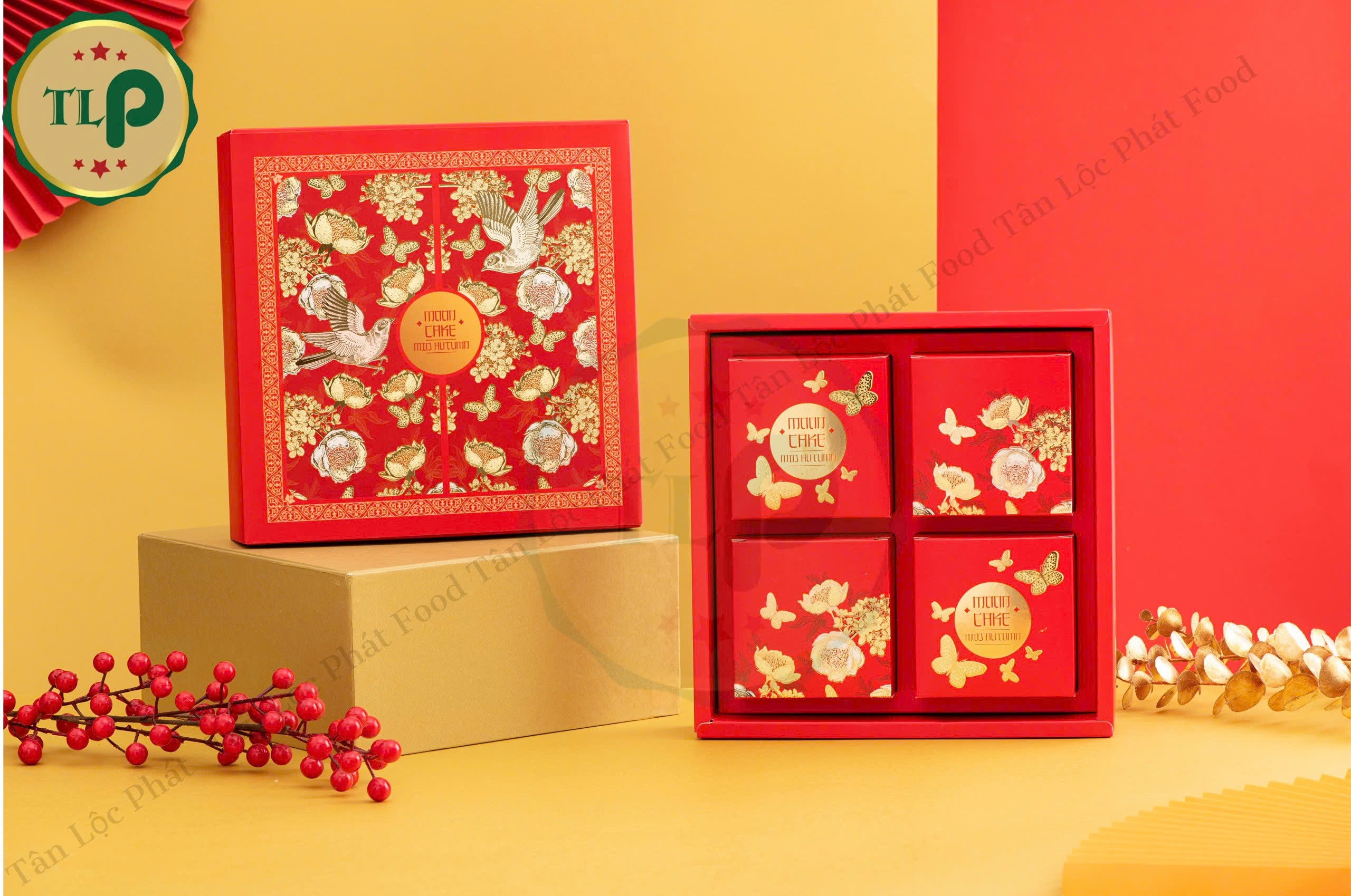 Hộp 4 bánh Trung Thu Tân Lộc Phát (4 bánh x 250g) Quà Tặng Trung Thu Đoàn Viên | Hộp Đỏ