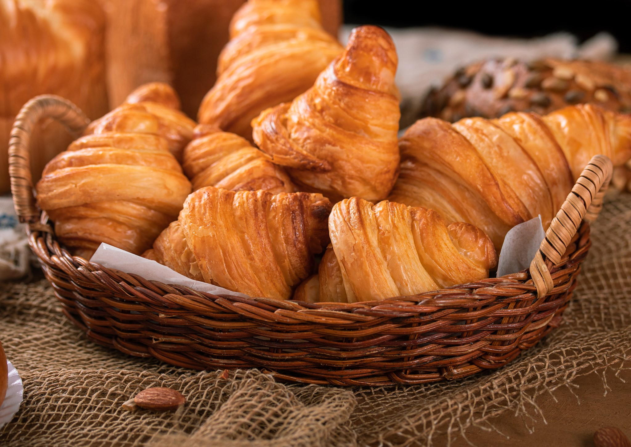 Bánh Sừng Bò - 1 chiếc