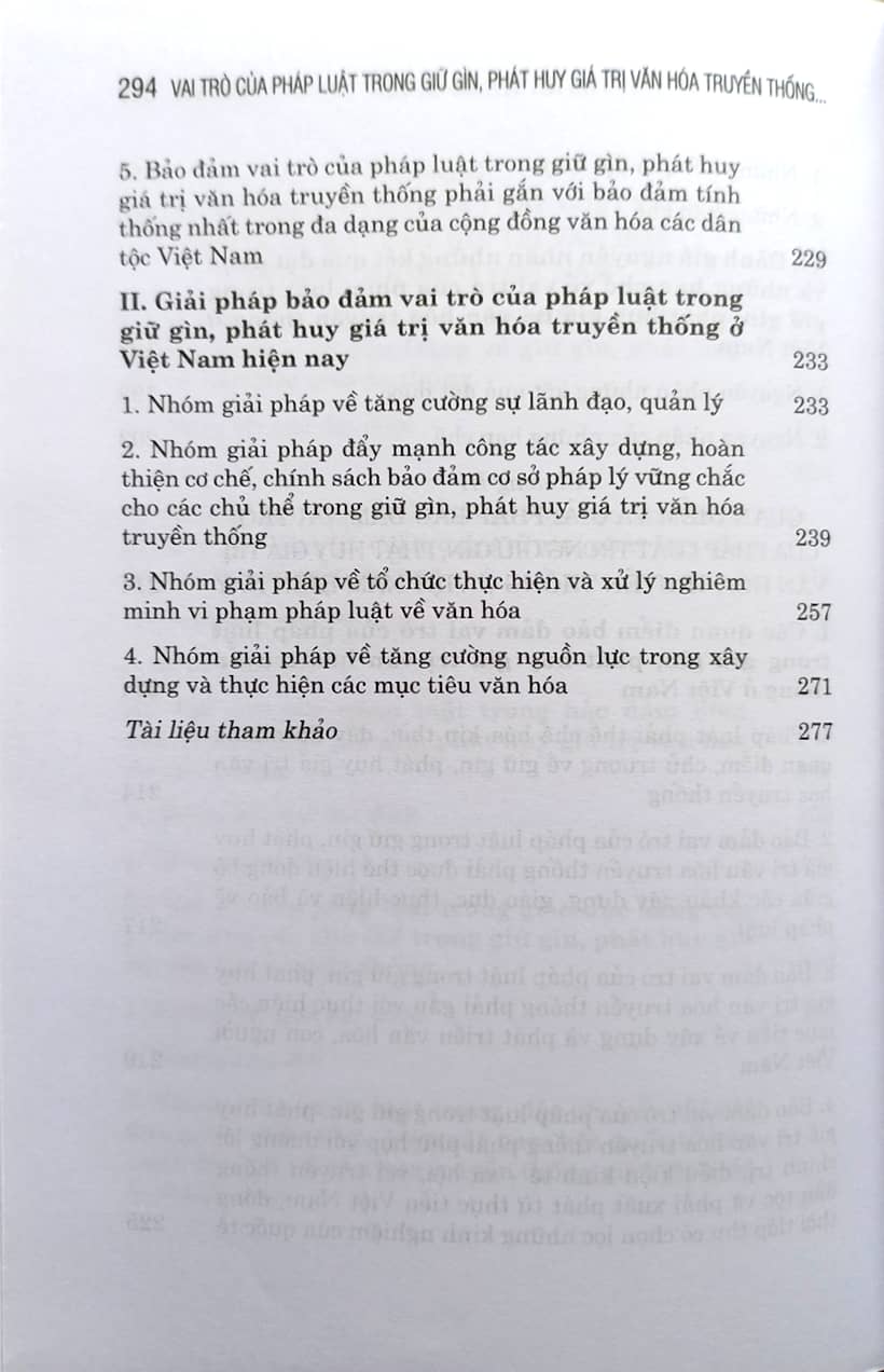 Vai trò của pháp luật trong giữ gìn, phát huy giá trị văn hóa truyền thống ở Việt Nam hiện nay