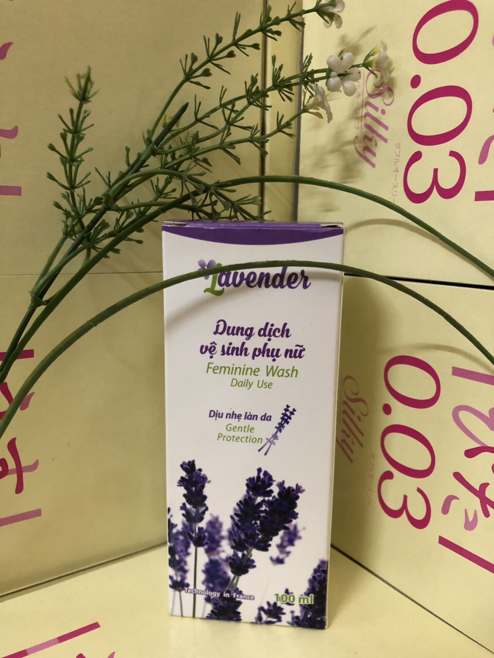 Dung dịch vệ sinh phụ nữ Lavender