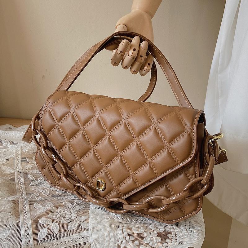 Cross-border new rhombus chain Women's bag 2022 Korean style fashion messenger bag trendy simple small square bag one-piece drop shipping