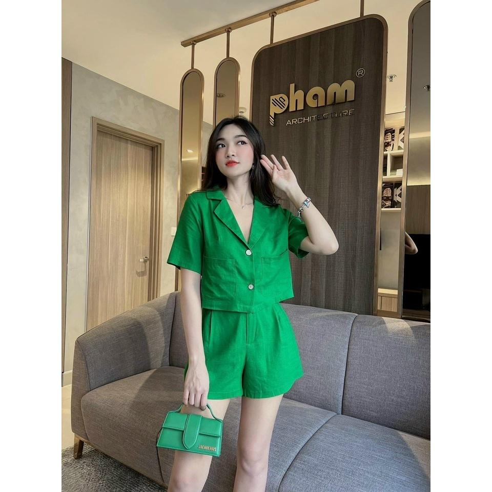 Sét bộ tuyết mưa áo vest croptop phối quần đùi ống rộng màu sắc xinh xắn dạo phố, đi biển