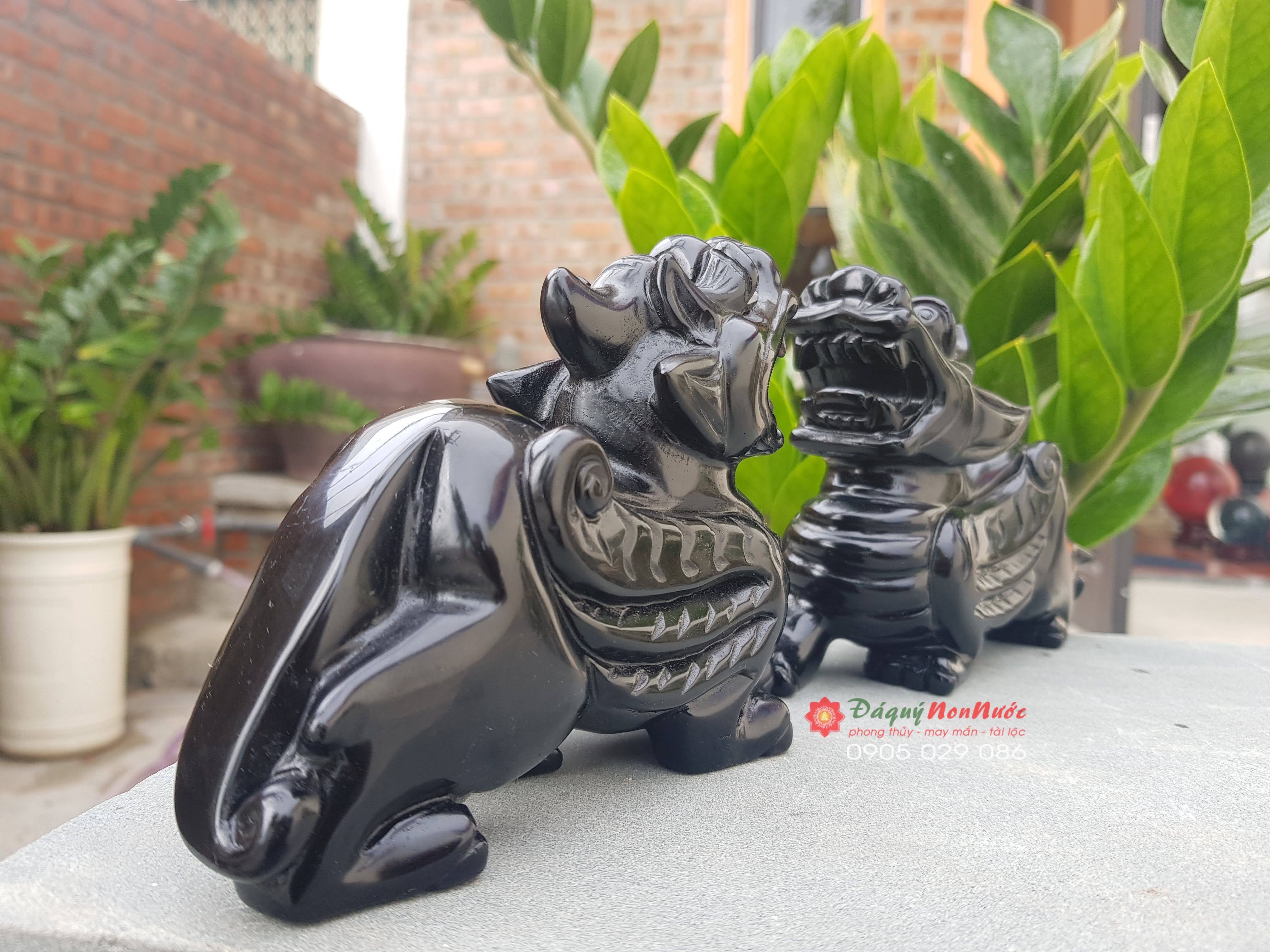 Tượng tỳ hưu phong thuỷ đá Obsidian 10cm - đá Non Nước