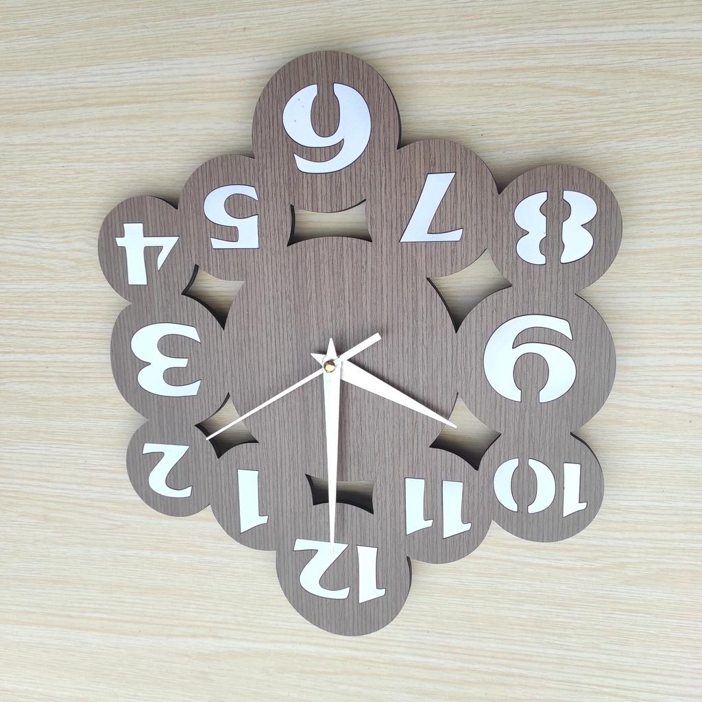 Đồng hồ gỗ treo tường chất liệu gỗ mdf máy kim trôi thiết kế in theo yêu cầu decor trang trí nhà và quán cafe