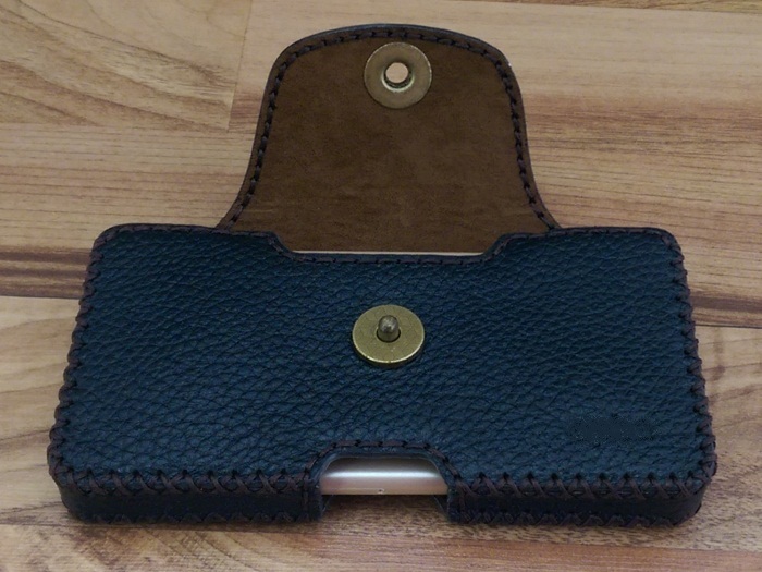 Bao Da Đeo Lưng dành cho IPHONE 12/ 12 Pro Da Bò