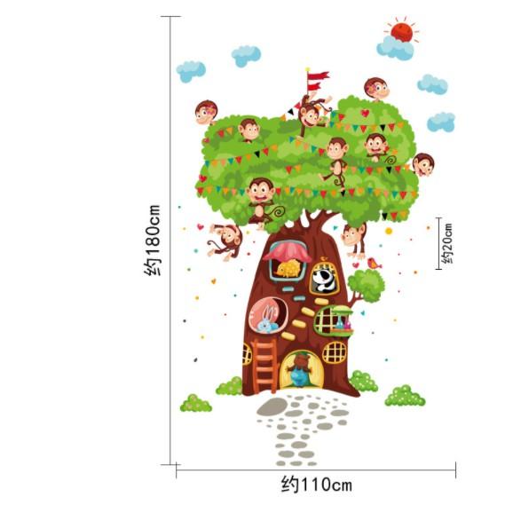 Decal trang trí Cây lớn và bầy khỉ tinh nghịch