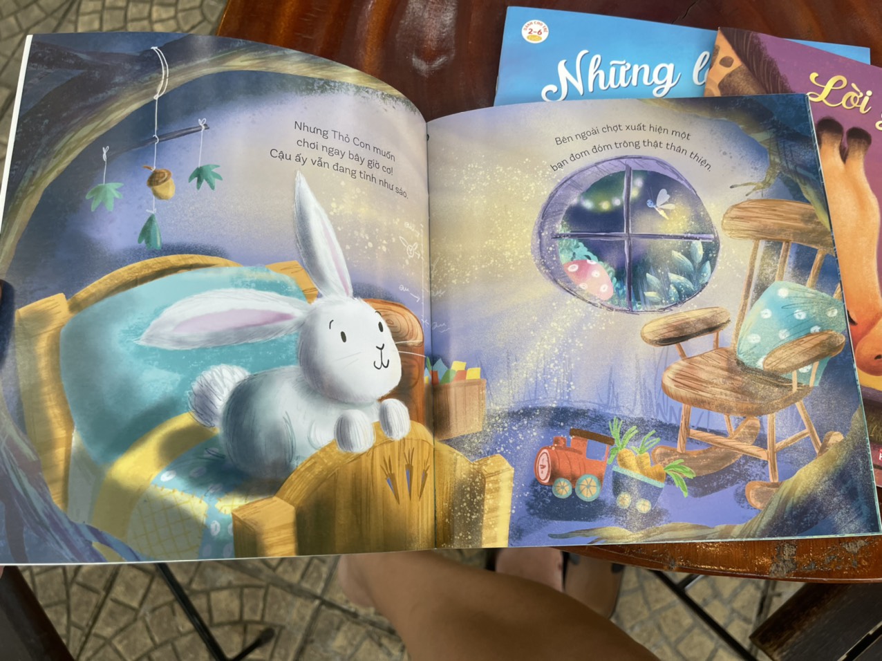 NÓI LỜI YÊU THƯƠNG: Ngủ ngon nhé, con yêu! – Những lá thư của Bố - Lời yêu thương của Mẹ – Vizibook – NXB Phụ Nữ –