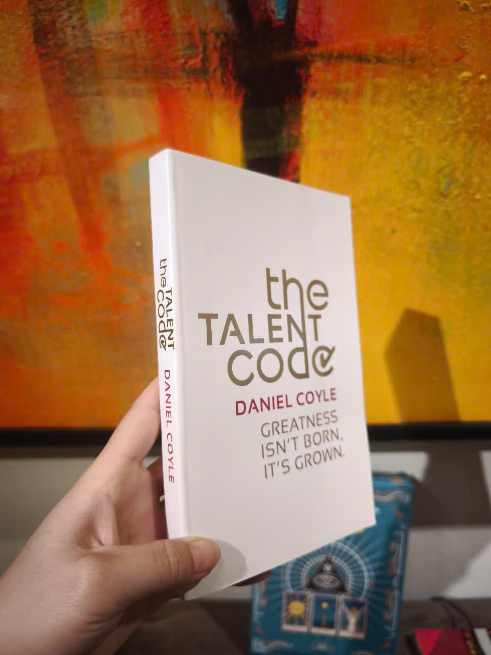 Sách - The Talent Code: Greatness isn't Born, It's Grown by Daniel Coyle - Nonfiction/ Psychology /Self Help in English