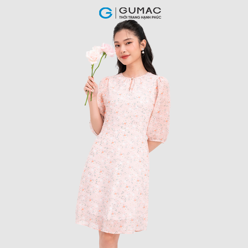 Đầm cổ xẻ GUMAC DC11082 hoa nhí đính nút nữ tính