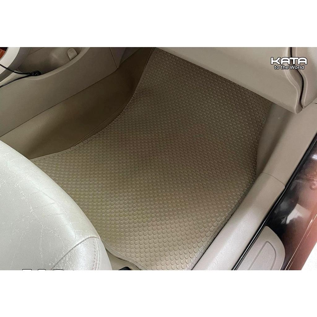 Thảm lót sàn ô tô KATA cho xe Toyota Altis - Khít với sàn xe, Chống trơn, Không mùi, Không ẩm mốc